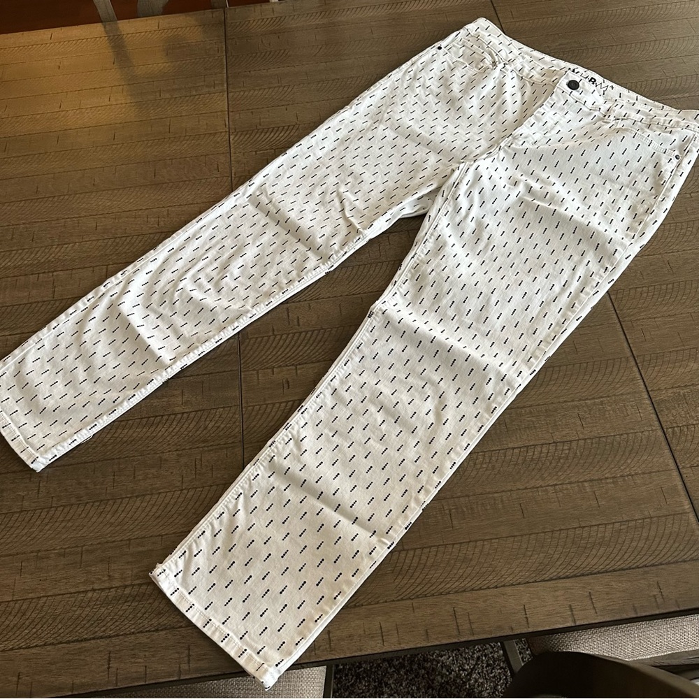 WHBM White Slim Jeans - NWOT